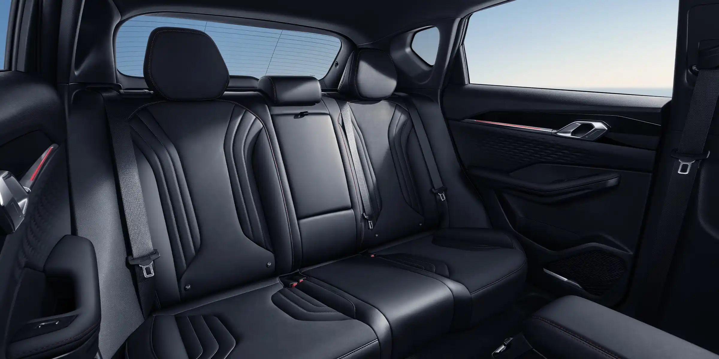Interior-Rear-Space-2400x1200_11zon